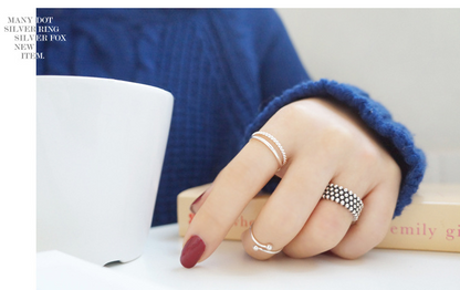 Anillo abierto vintage de lunares, diseño con cuentas